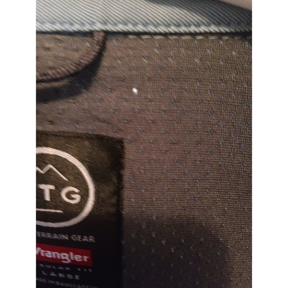 Wrangler ATG All Terrain Gear Mens Large Regular Fit Shirt Long Sleeve Green L - Picture 4 of 4